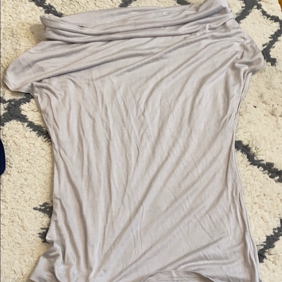 Off shoulder top - Picture 1 of 1